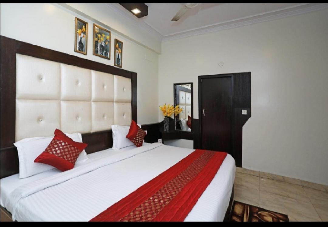 Hotel Hi Life- By Rsl Hospitality Nova Deli Exterior foto